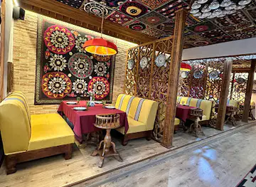 Suzani lounge bar