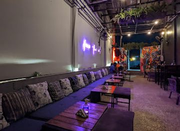 ghana/accra/osu/bar/alley-bar