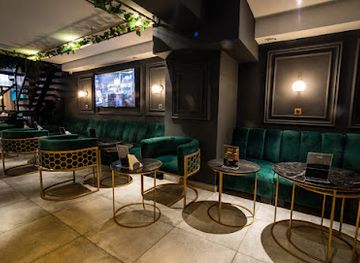 morocco/sais/bar/addict-by-gatsby