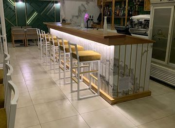 croatia/makarska/bar/caffe-bar-royal