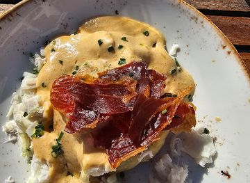 norway/senja-island/bar/storbrygga-spiseri