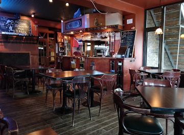 canada/saguenay-lac-saint-jean/bar/la-tour-a-bieres-brasseurs-du-saguenay