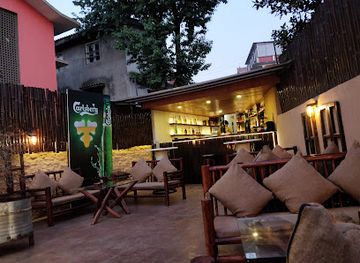 nepal/himalayan/bar/uptown