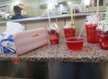 lebanon/tripoli/bar/cocktail-al-hanaa