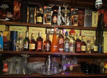 ecuador/cotopaxi-national-park/bar/el-refugio-bar-karaoke