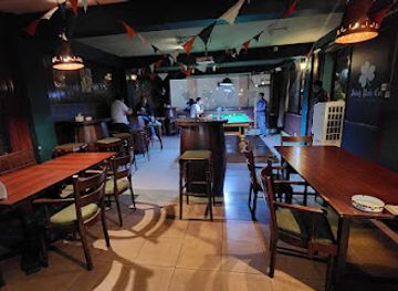 nepal/helambu-trek/bar/irish-pub