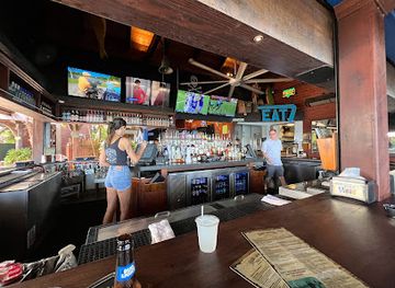 florida/ft-pierce/bar/square-grouper-tiki-bar-ft-pierce-inlet