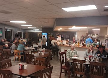 oklahoma/cherokee-landing-state-park/bar/the-wolf-at-tenkiller