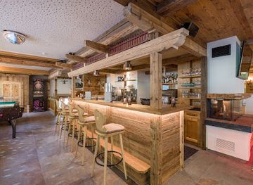 austria/tux-alps/bar/city-cafe-bar-tux