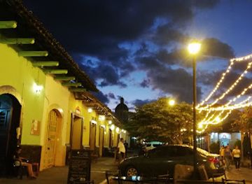 nicaragua/granada-plains/bar/centralito-bar