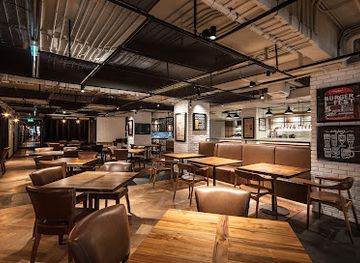 thailand/central-thailand/bar/beer-republic