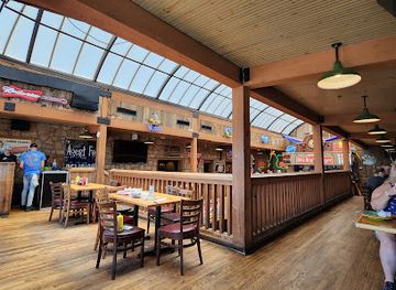 oklahoma/great-salt-plains-state-park/bar/eskimo-joe-s