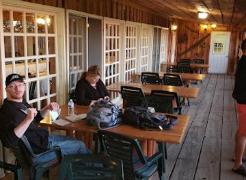new-mexico/manzano-mountains/bar/manzano-mountain-retreat