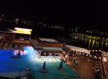 Dog Days Bar and Grill