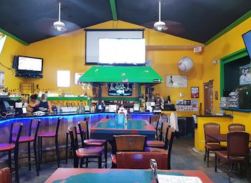 florida/cocoa-beach/bar/pineapple-point