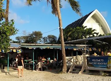 guam/tamuning-beach/bar/jimmy-dee-s-paradise-beach-resort-bar