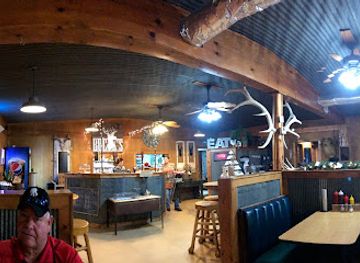 kansas/chautauqua-hills/bar/buck-s-bbq-and-steakhouse-rv-park-and-cabin-rental