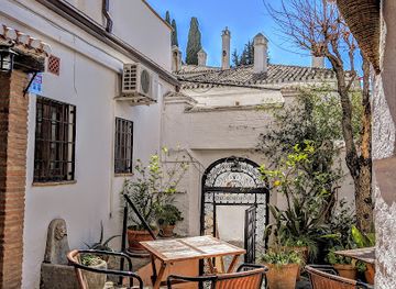 spain/granada/albaicin/bar/el-pozo