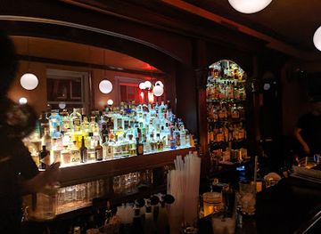 germany/dusseldorf/medienhafen/bar/bar-alexander