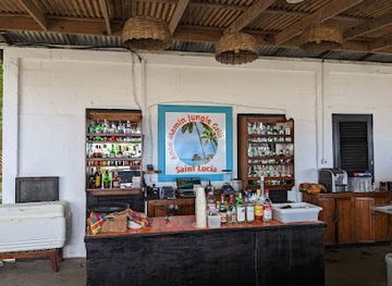 saint-lucia/anse-mamin/bar/anse-mamin-beach