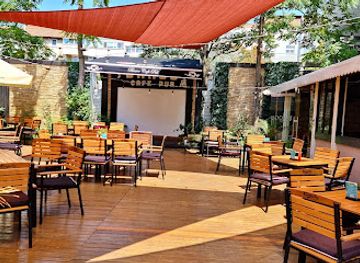 romania/olt/bar/baroc-cafe-pub