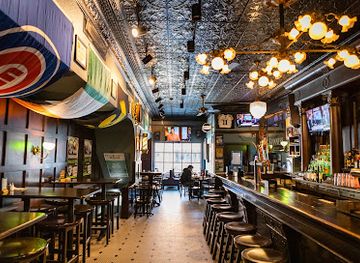 Micky's Irish Pub