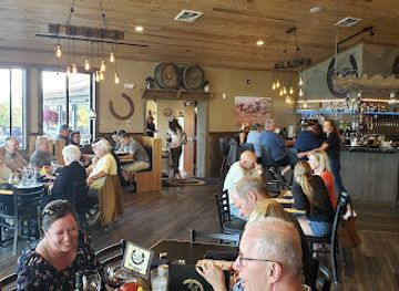 montana/polson/bar/the-diamond-horseshoe-landing