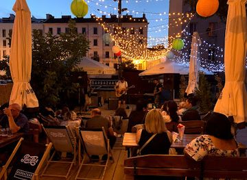 poland/warsaw/praga/bar/barbazaar