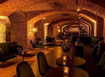 belgium/antwerp/eilandje/bar/belroy-s-mas