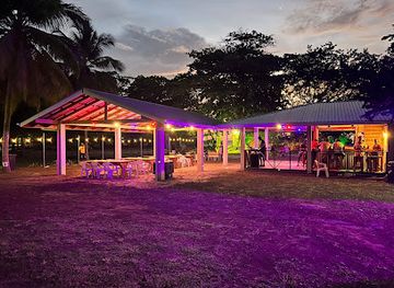 grenada/morne-rouge-beach/bar/beach-x-scape-bar