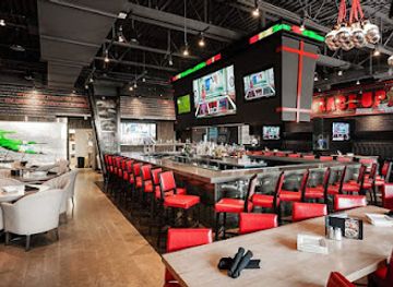 canada/toronto/harbourfront/bar/shoeless-joe-s-sports-grill