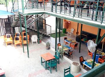 benin/littoral/bar/q2-akpakpa