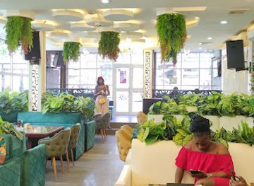 cameroon/coastal-region/bar/palladium-by-gerald