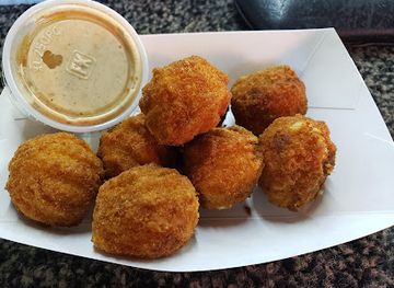 florida/homosassa-springs/bar/captains-quarter-bar-and-cafe