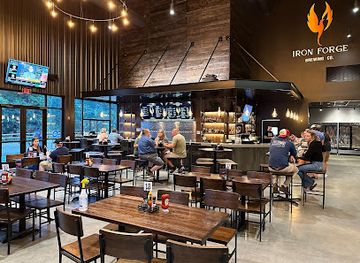tennessee/great-smoky-mountains/bar/iron-forge-brewing-co