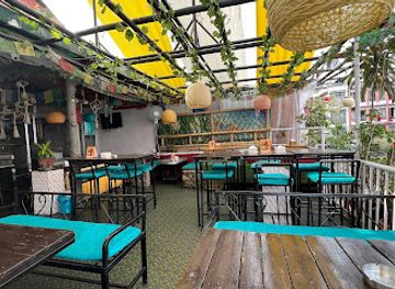 nepal/helambu-trek/bar/fat-monk-s-bar