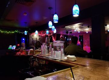 massachusetts/hampshire-county/bar/bishop-s-lounge