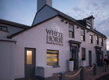 jersey/les-ecrehous/bar/white-horse-pub-dining