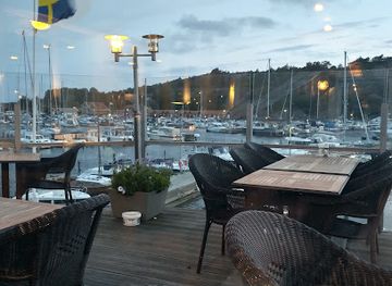 sweden/bohuslan/bar/storm-restaurang-biograf