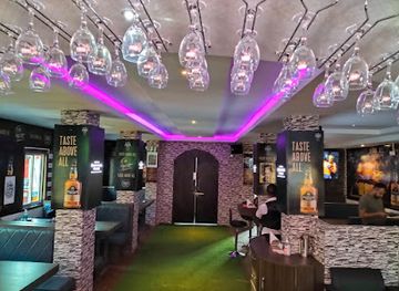 india/meghalaya/bar/garry-s-bar-cum-restaurant