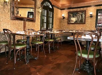 connecticut/gillette-castle-state-park/bar/the-village-bistro