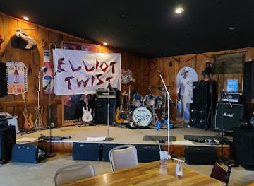 ohio/dundee-falls/bar/red-dog-saloon