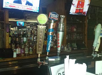 virginia/greater-richmond-region/bar/rock-falls-tavern
