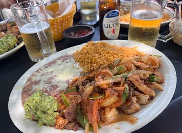 california/sequoia-national-park/bar/serrano-s-mexican-restaurant
