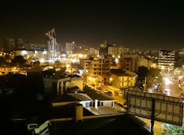 bolivia/cochabamba/la-recoleta/bar/tren-urbano-bar