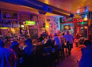 wisconsin/great-river-road/bar/the-tavern