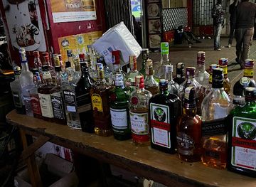 kenya/nairobi/westlands/bar/club-mollys