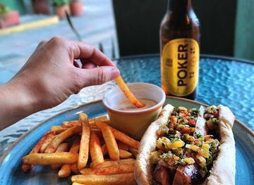 colombia/medellin/la-candelaria/bar/candelaria-cafe-bar