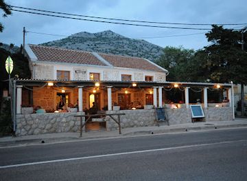 croatia/paklenica-national-park/bar/restoran-bragoc