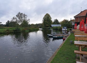 united-kingdom/norfolk-broads/bar/rising-sun-coltishall
